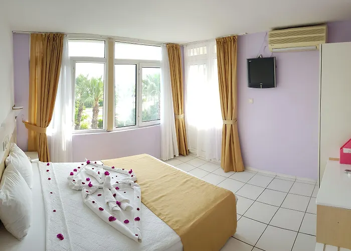 Готель Resitalya Аланія