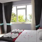 ريسيتاليا 2*