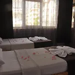 ريسيتاليا فندق ألانيا