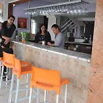 锐斯塔亚酒店 酒店 2*