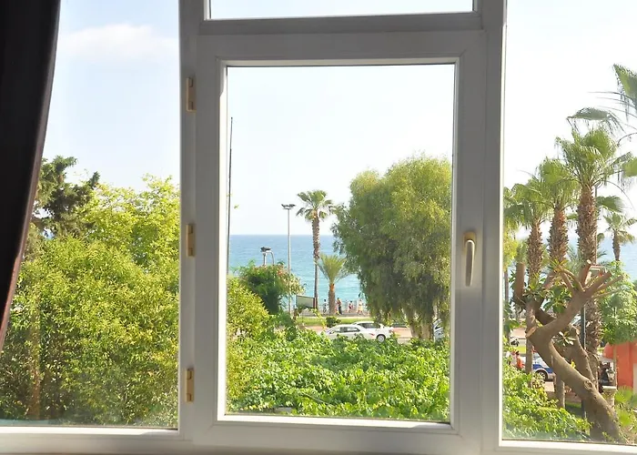 Resitalya מלון 2*